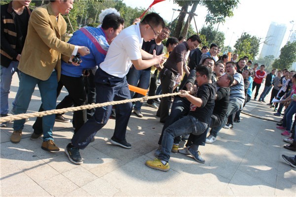 2013年青華趣味運動會成功舉辦